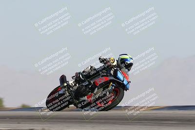 media/Dec-01-2025-Moto Forza (Mon) [[2daa91e15f]]/2-Intermediate Group/Session 2 Turn 9 Entry/